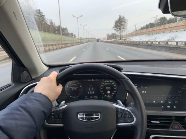 Правительству РФ предложили разрешить самоподготовку для получения водительских прав