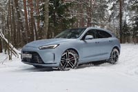 Тест-драйв Seres Aito M5