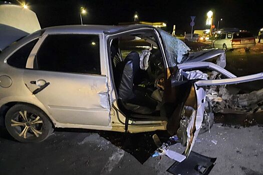 В крупном ДТП на Алтае пострадали пять человек, включая ребенка