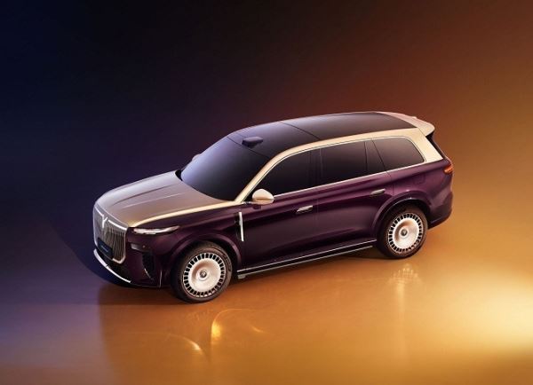 Voyah представил в Китае новый гибридный кроссовер Taishan