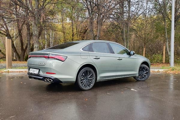 Тест-драйв Geely Preface