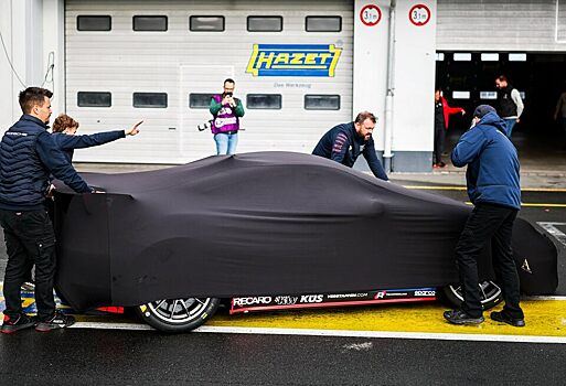 Porsche показал машину Макса Ферстаппена для «Нордшляйфе»