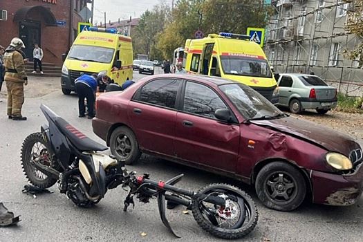 В Омске в ДТП с питбайком погибла 17-летняя пассажирка