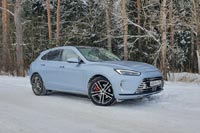 Тест-драйв Seres Aito M5