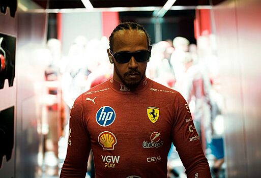 «Посмотрите на Алонсо». Льюис Хэмилтон ответил Экклстоуну