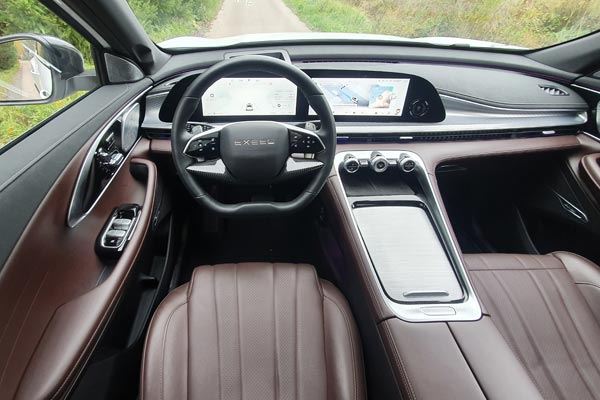 Тест-драйв Exeed TXL