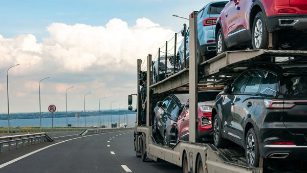 Дилеры предупредили о росте цен на авто из-за изменения утильсбора