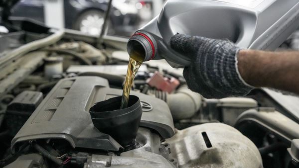 Эксперт развеял миф об особых маслах для китайских авто