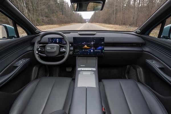 Тест-драйв Omoda C7