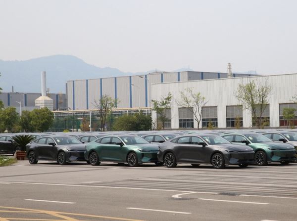 Китайские автоконцерны ищут новые рынки сбыта из-за сокращения экспорта в РФ