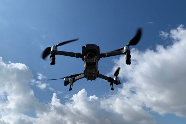 Краснодарка получила штраф за превышение скорости, пытаясь спастись от БПЛА