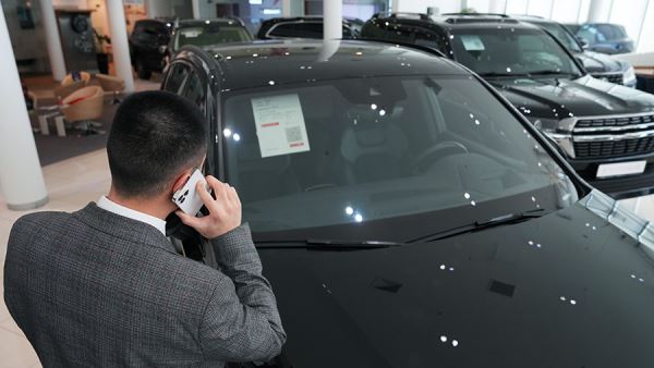 В России вырос спрос на новые автомобили — «Известия»