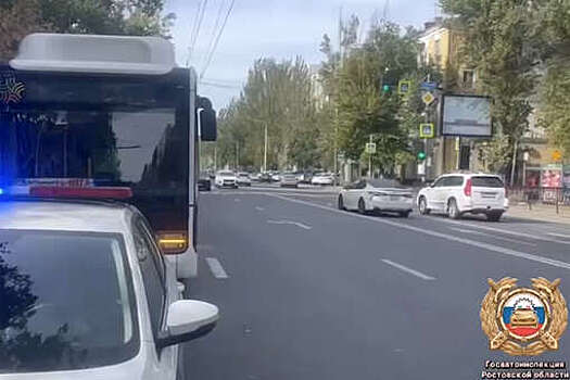 В Ростове-на-Дону малолетние школьники попали под колеса автобуса