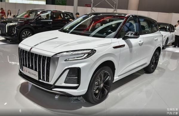 В Китае представлен обновленный кроссовер Hongqi HS3 PHEV